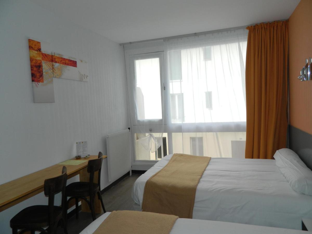 Hotel Logis L'elanceze 2*